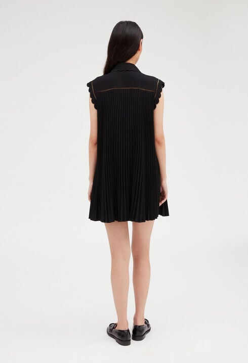Short pleated dress