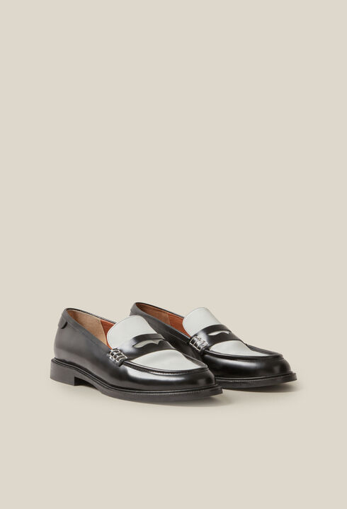 Two-tone leather loafers