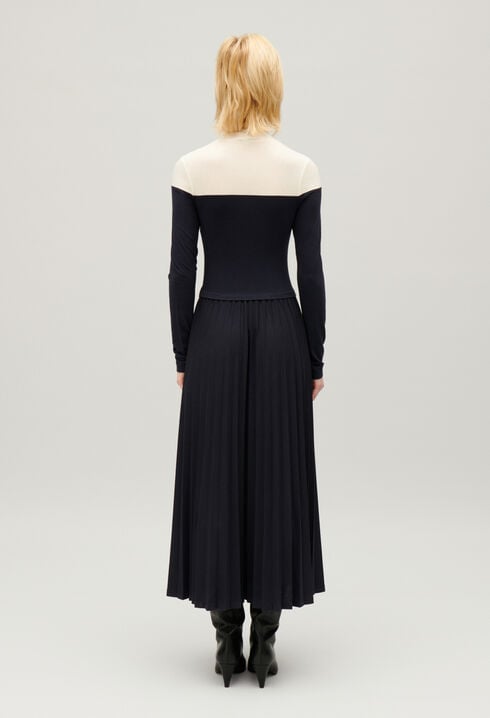 Twist three-tone pleated maxi dress