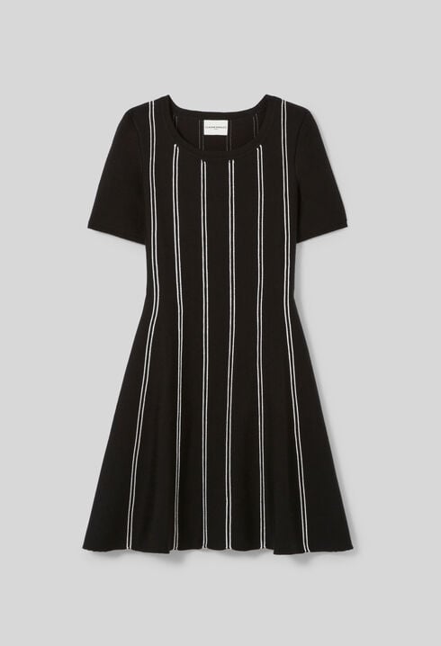 Skater-style short knit dress