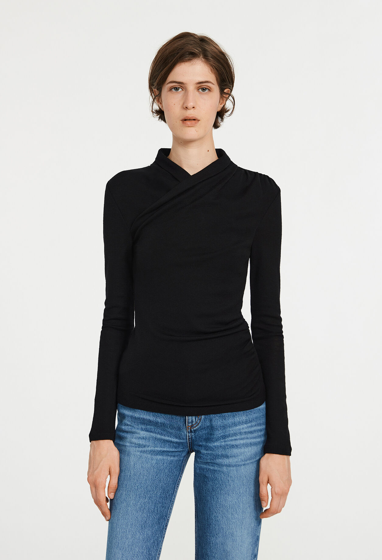Top with crisscross collar