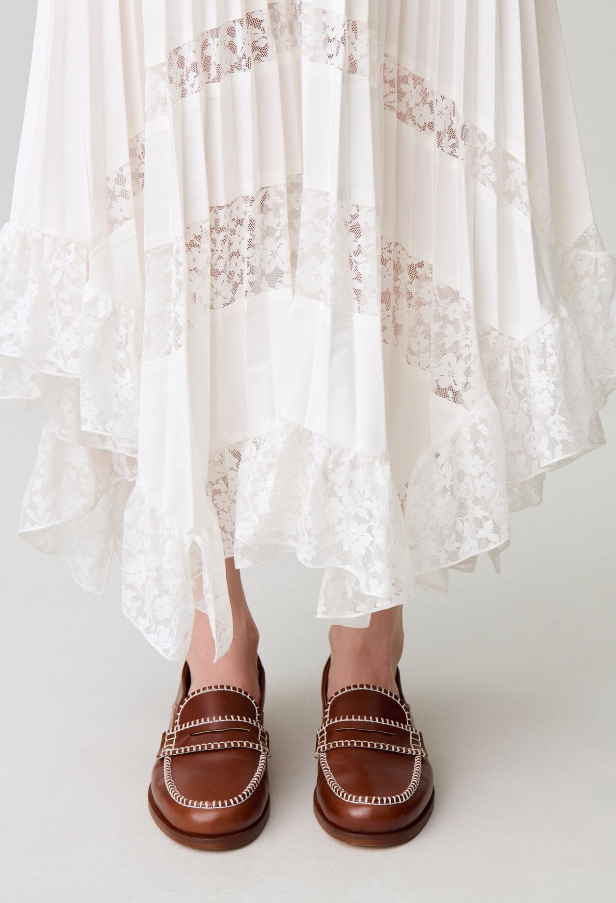 Floral pleated skirt