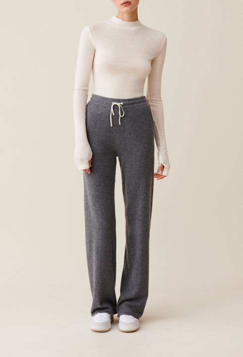 Fluid grey cashmere trousers