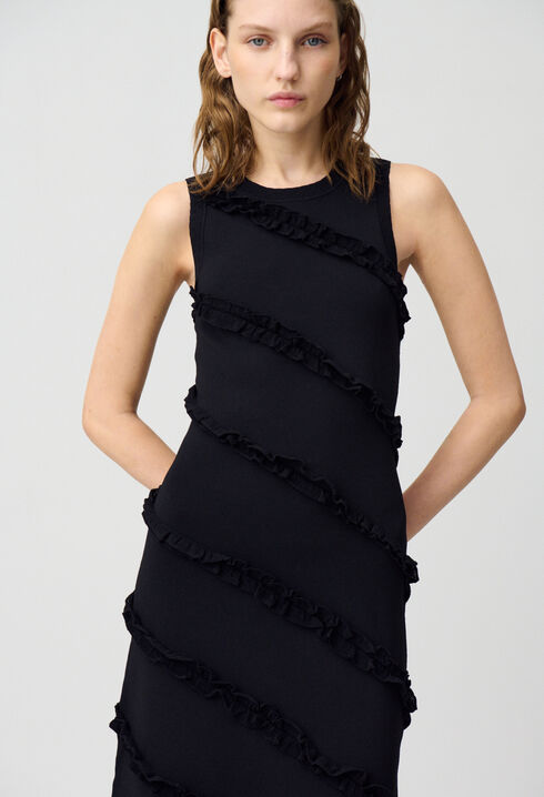Long fine-knit dress