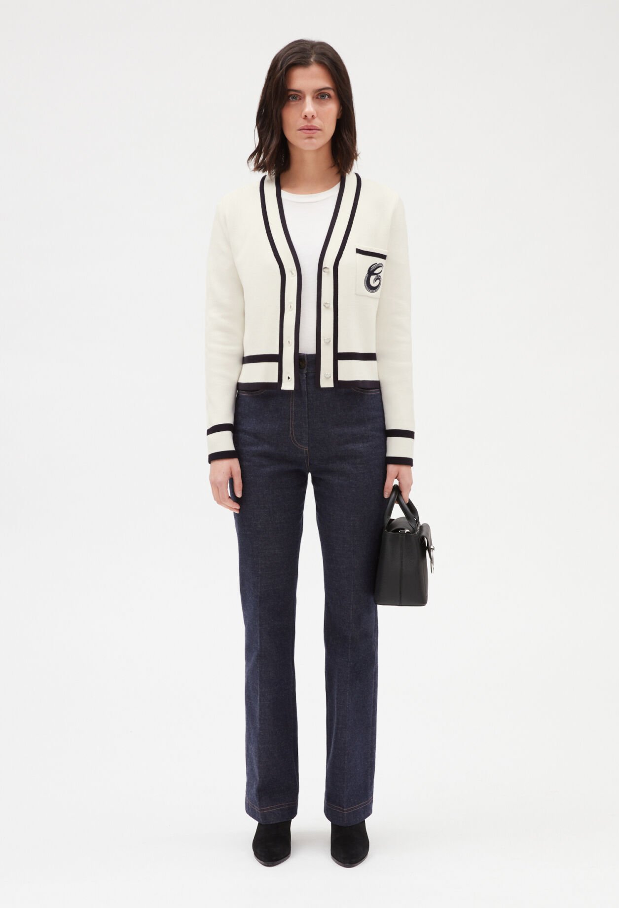 Two-tone cardigan pocket embroidery
