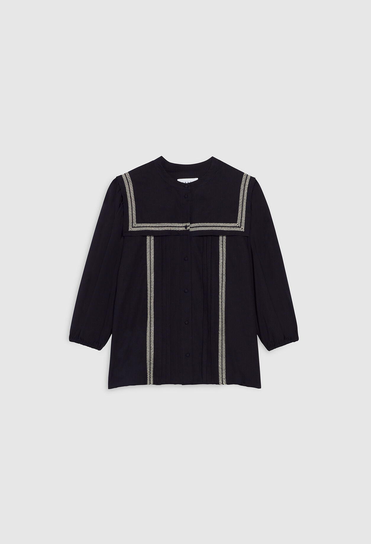 Long-sleeved blouse