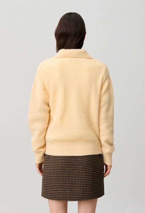 Relaxed fluffy knit jumper