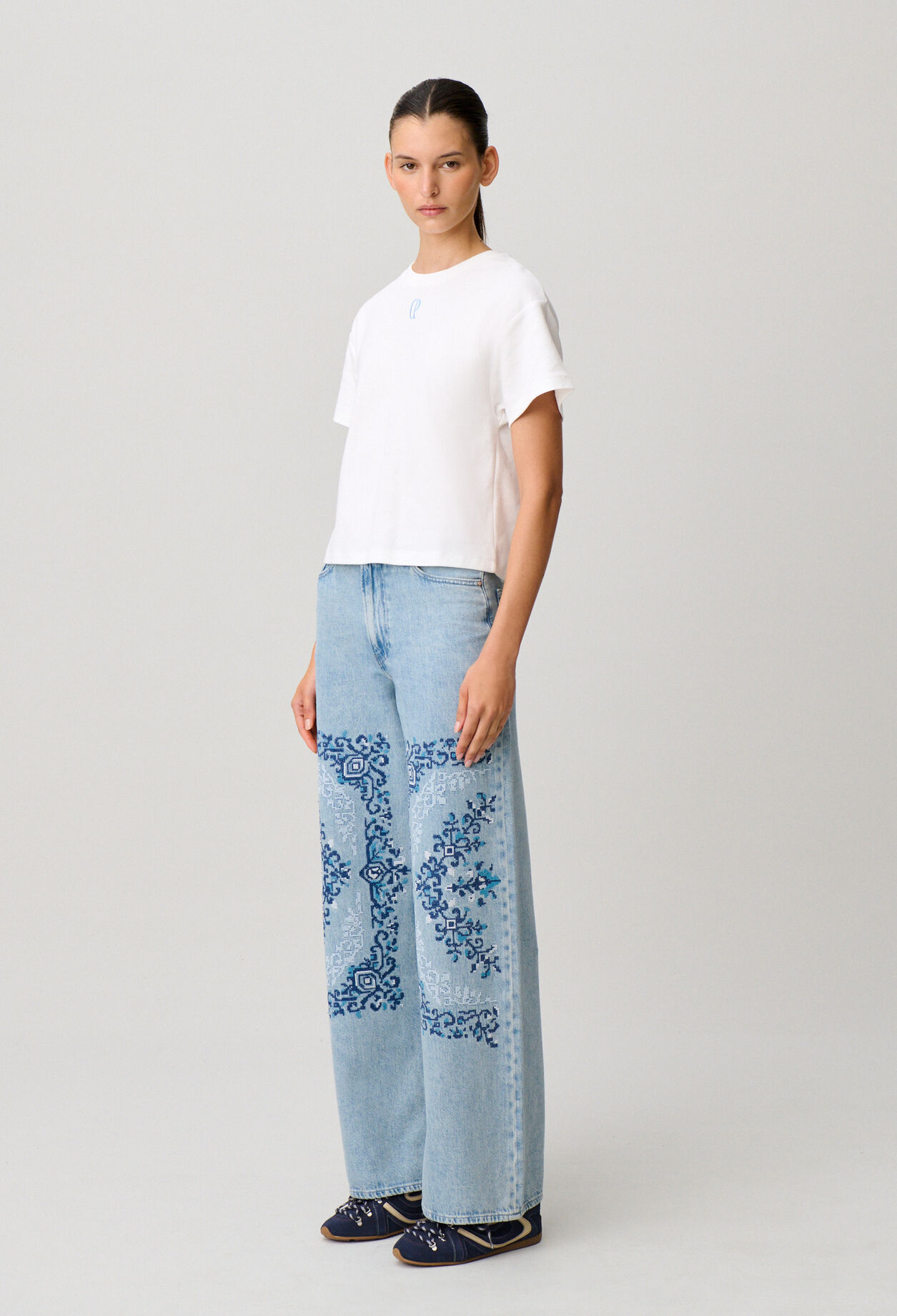 Embroidered cotton T-shirt