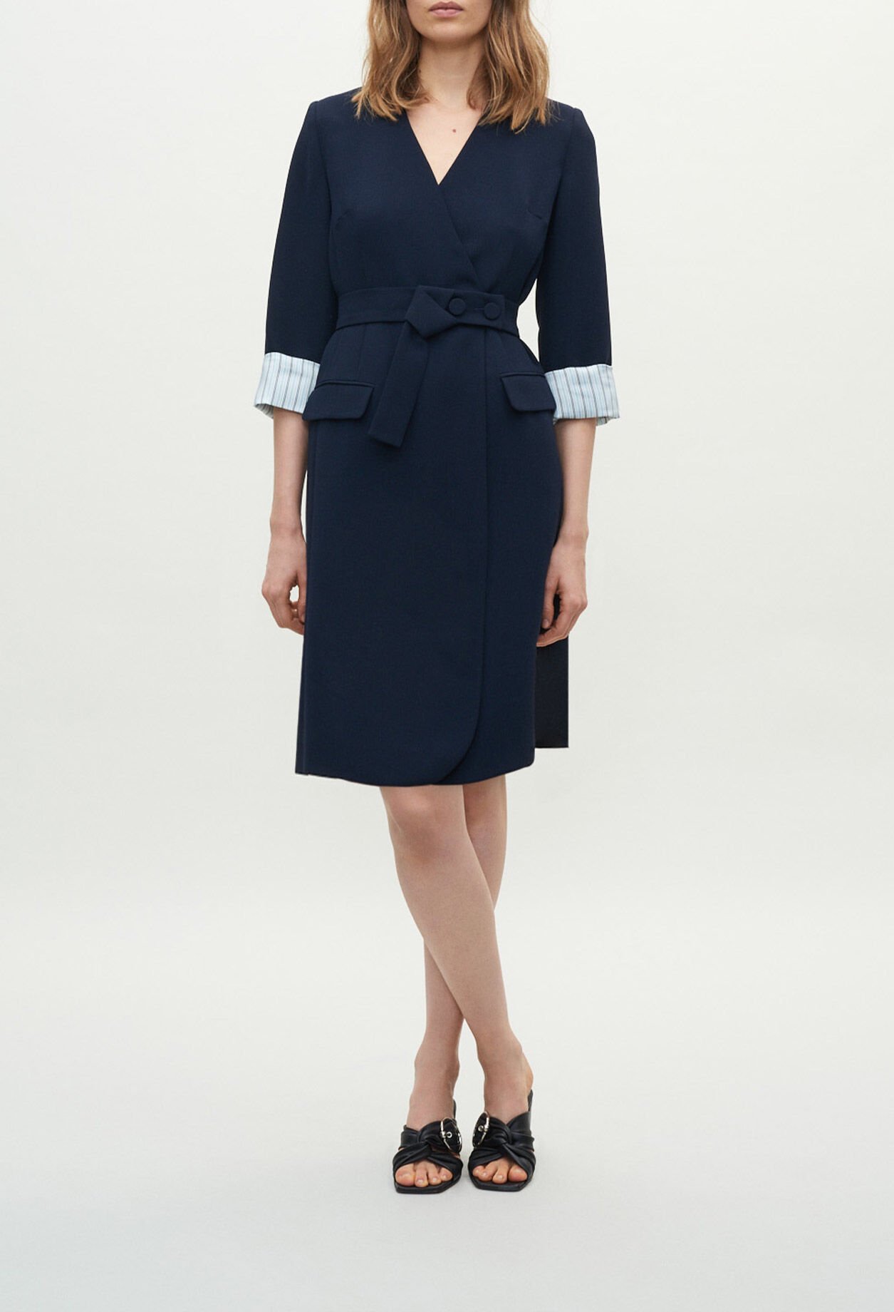 Dress with contrasting cuffs