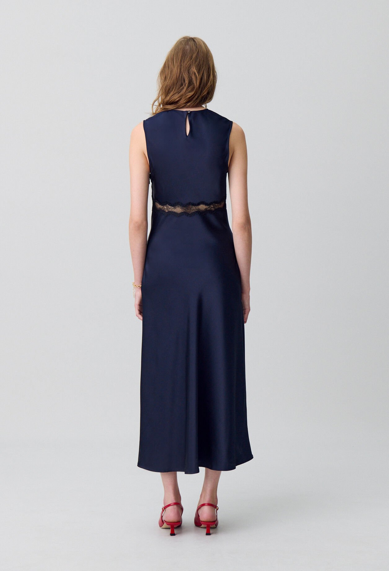 Robe longue avec dentelle