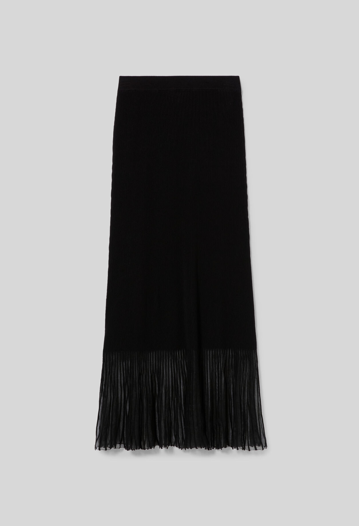 Long knitted skirt