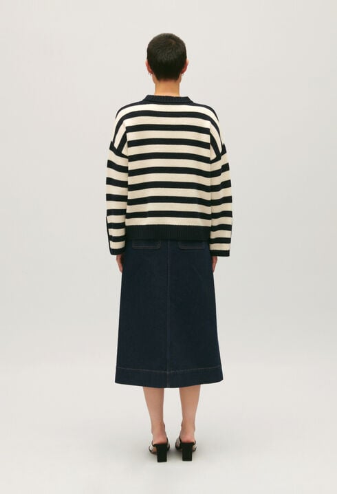 Two-tone oversized jumper