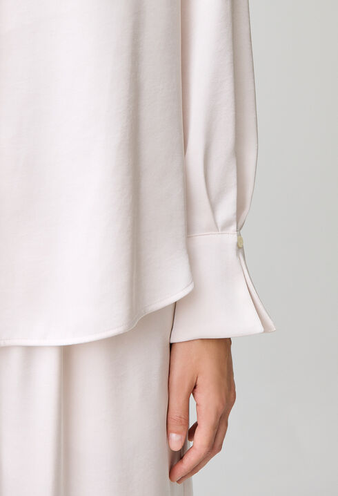 Collared flowy blouse