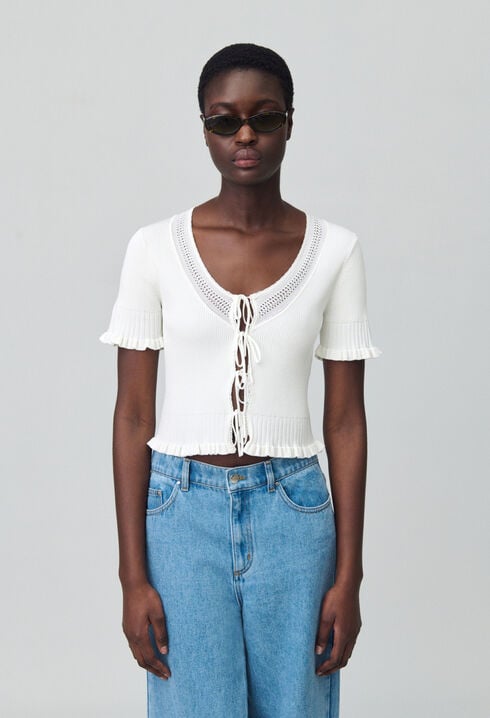 Fine knit top with bows