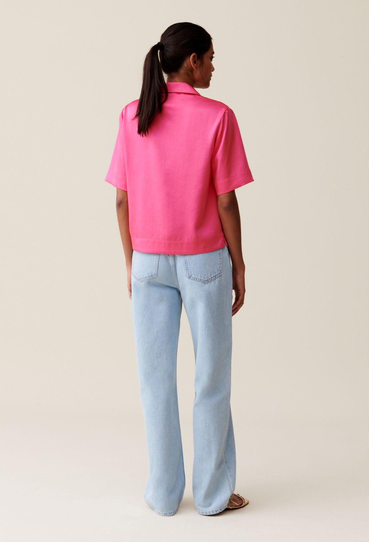 Floaty short-sleeved shirt