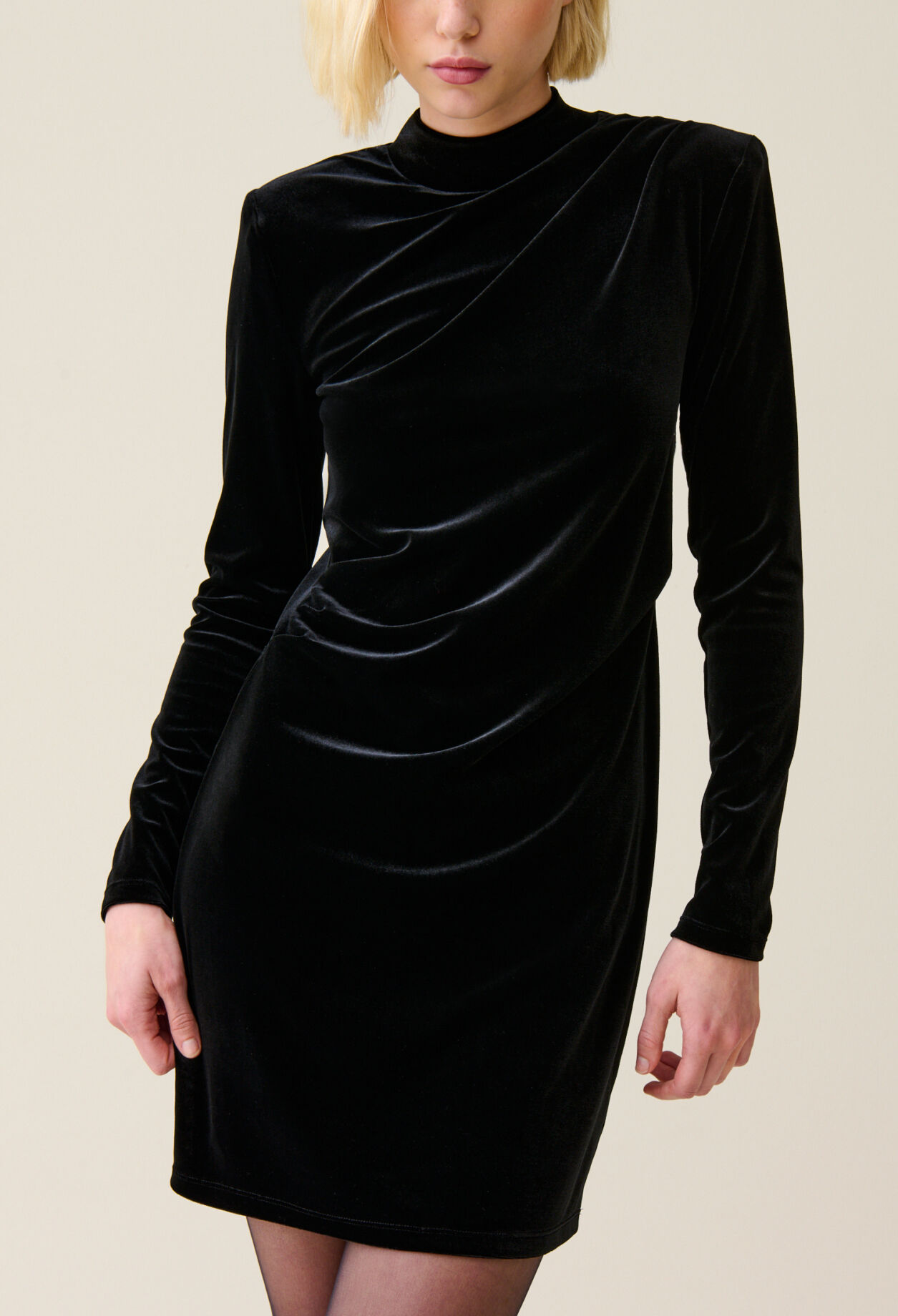 Plain black velvet dress shop