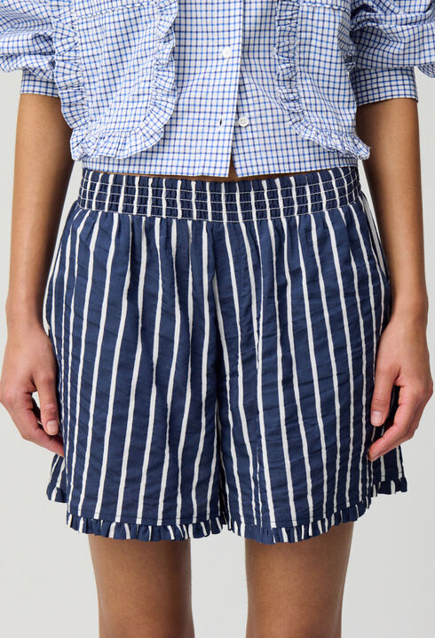 Striped ruffled shorts