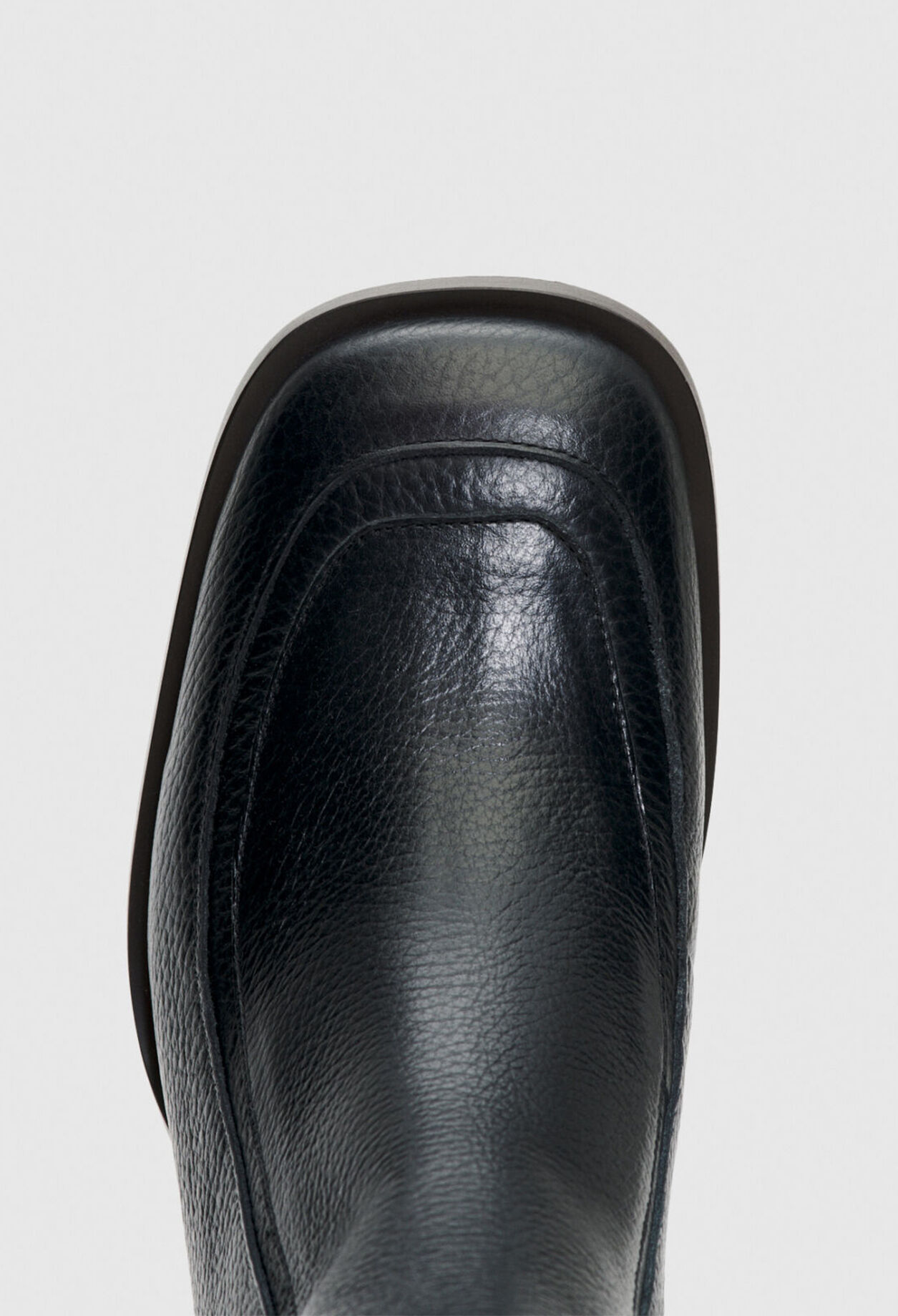 Heeled boots
