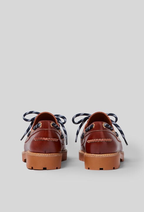 Leather boat shoes