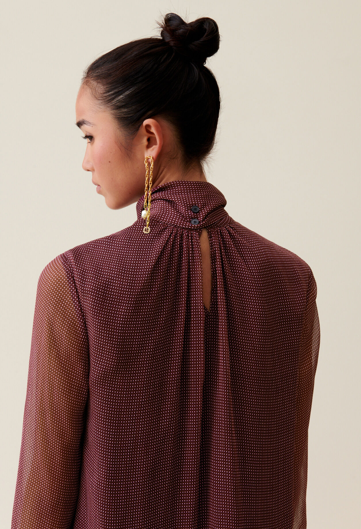 Flowy Dress with Tie Neck