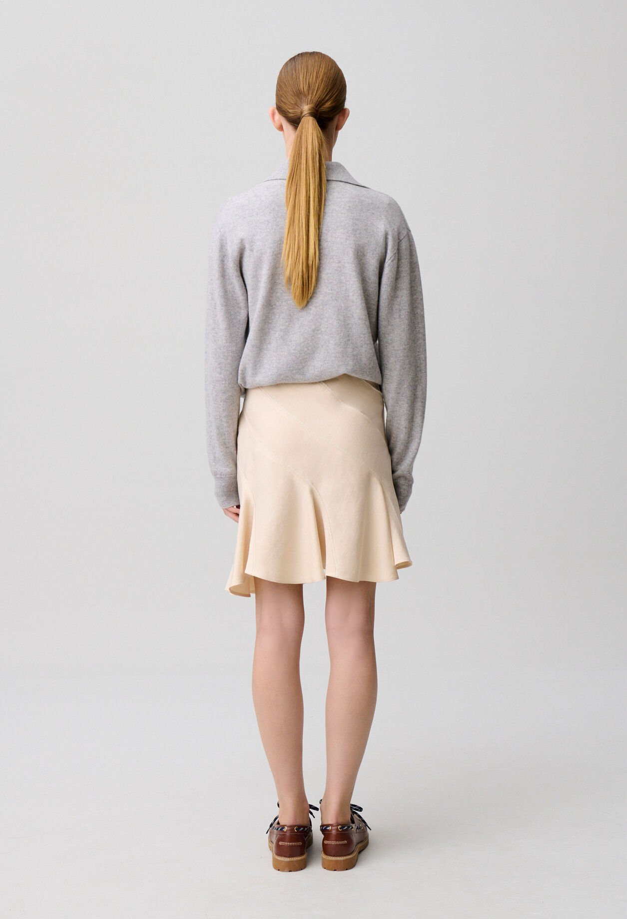 Asymmetric short skirt