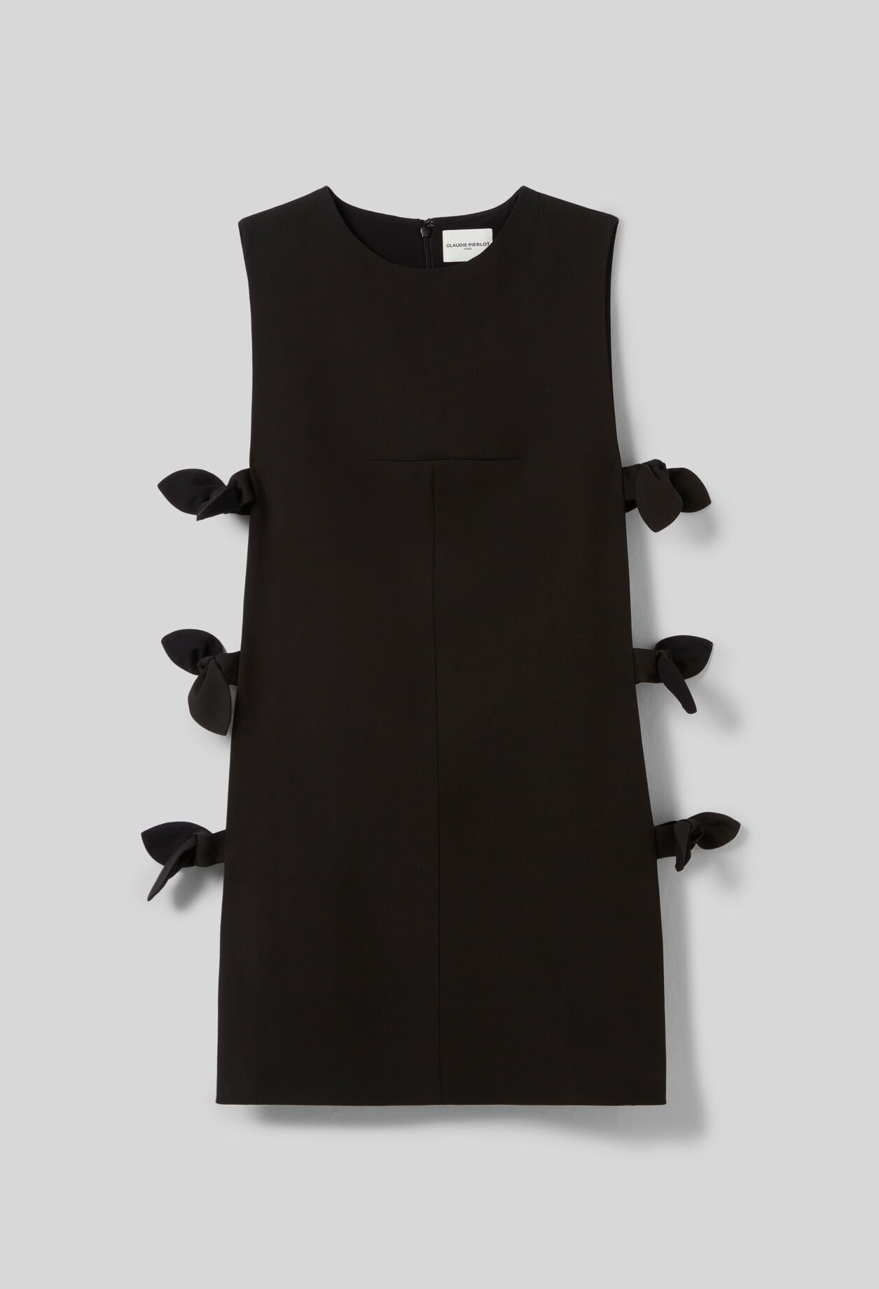 Short dress with bows