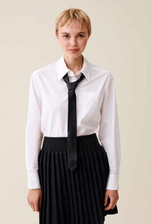Black leather tie