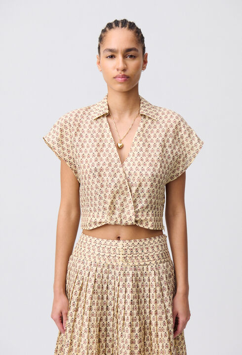 Short fluid shirt