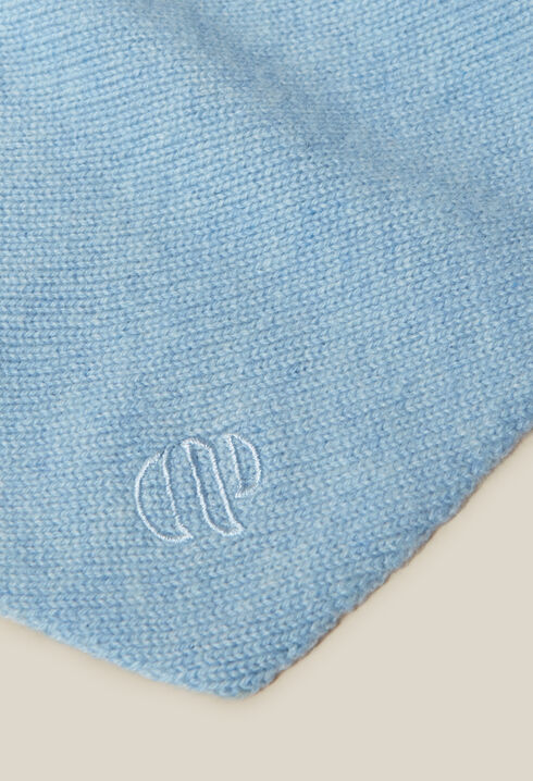 Cashmere knit scarf