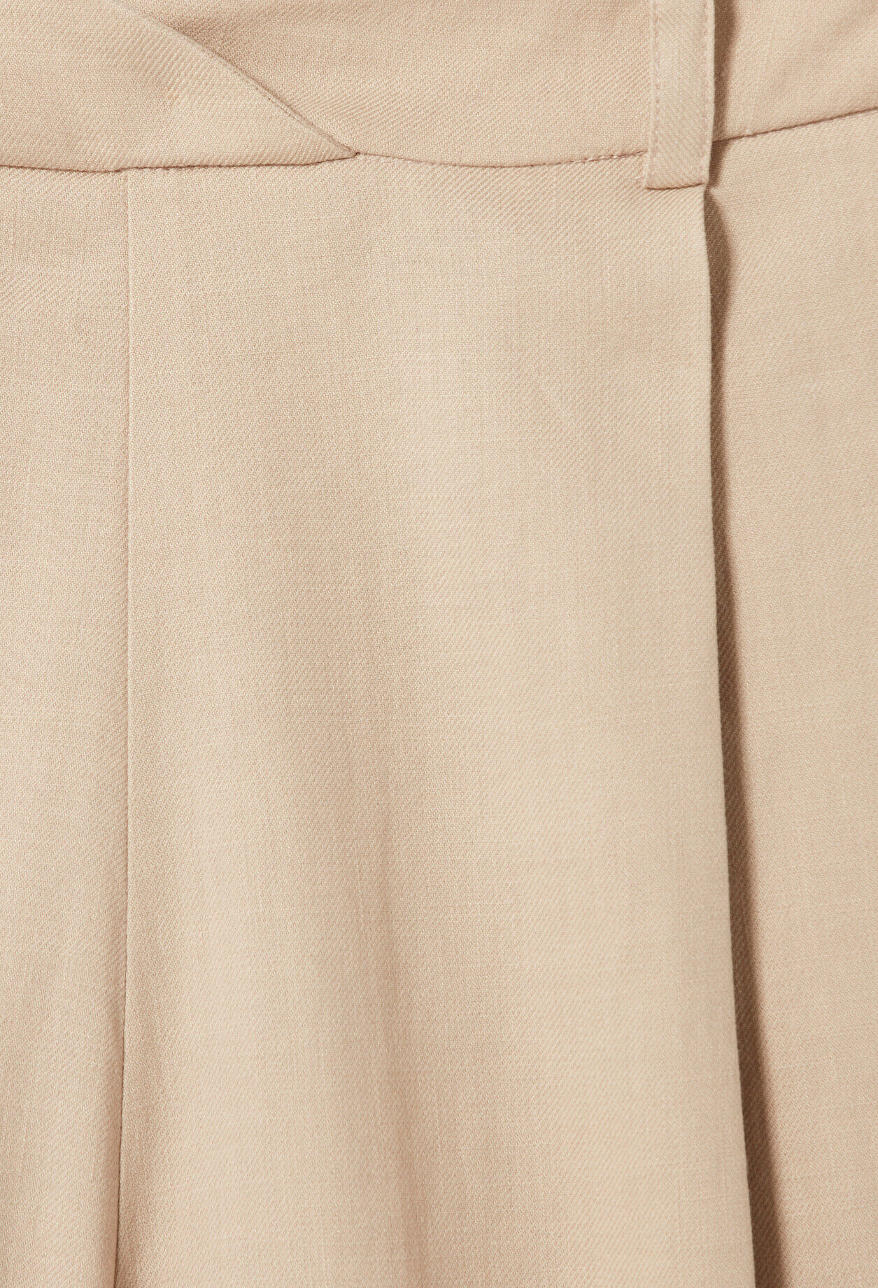 Linen Bermuda shorts