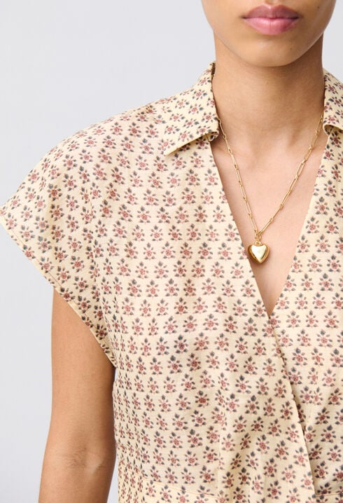 Short fluid shirt