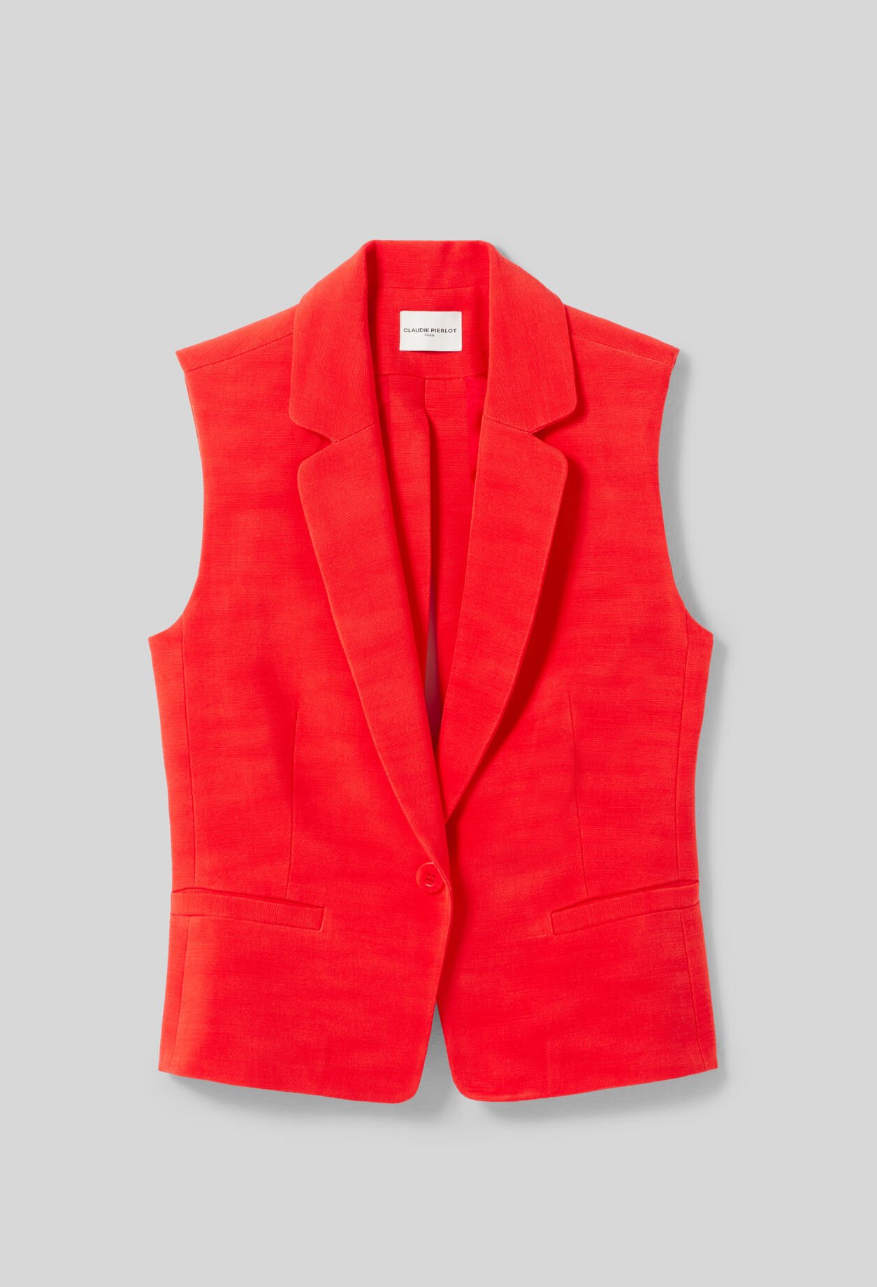 Sleeveless blazer