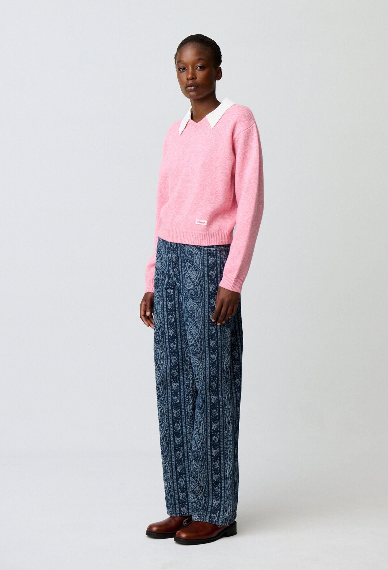 Detachable collar knit jumper