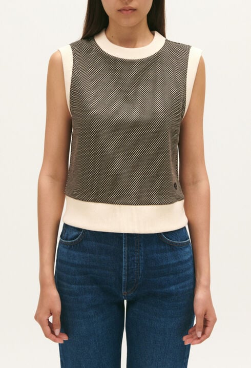 Chocolate sleeveless jumper