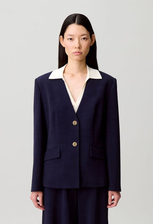 Fitted tailored jacket