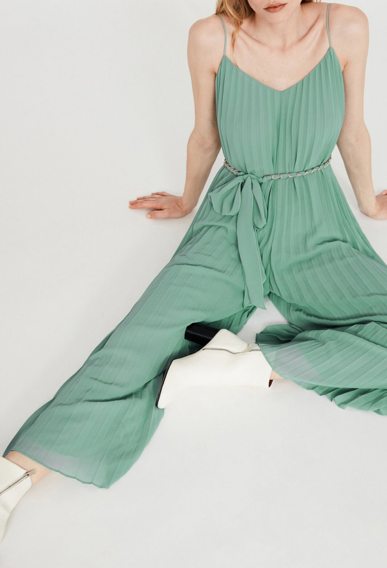 Pleated jumpsuit with straps