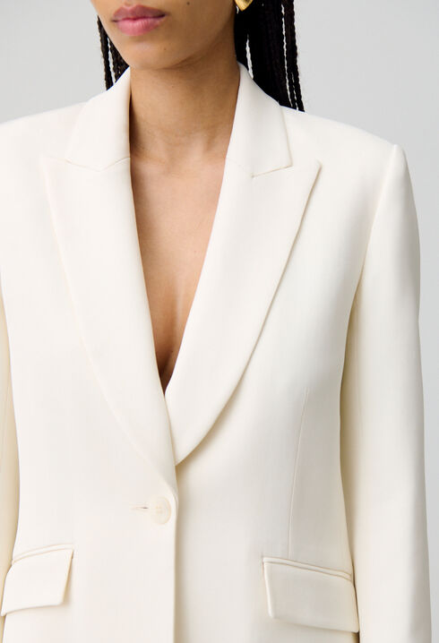 Fitted Tailored Blazer