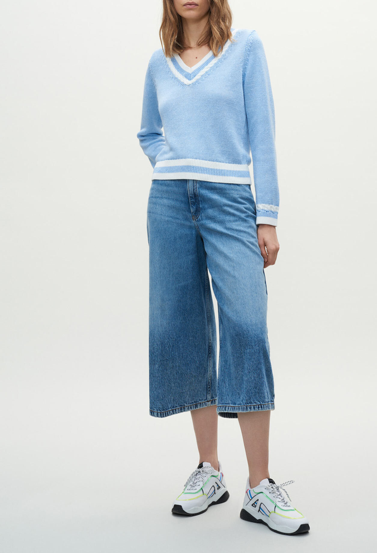 Sky blue linen jumper