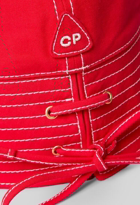 Bob contrast stitching
