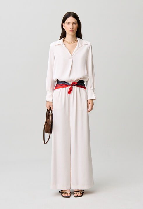 Collared flowy blouse