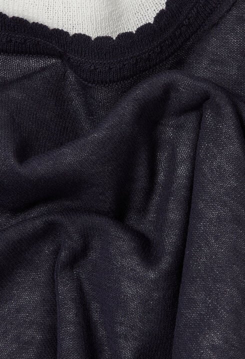 Contrast knit jumper