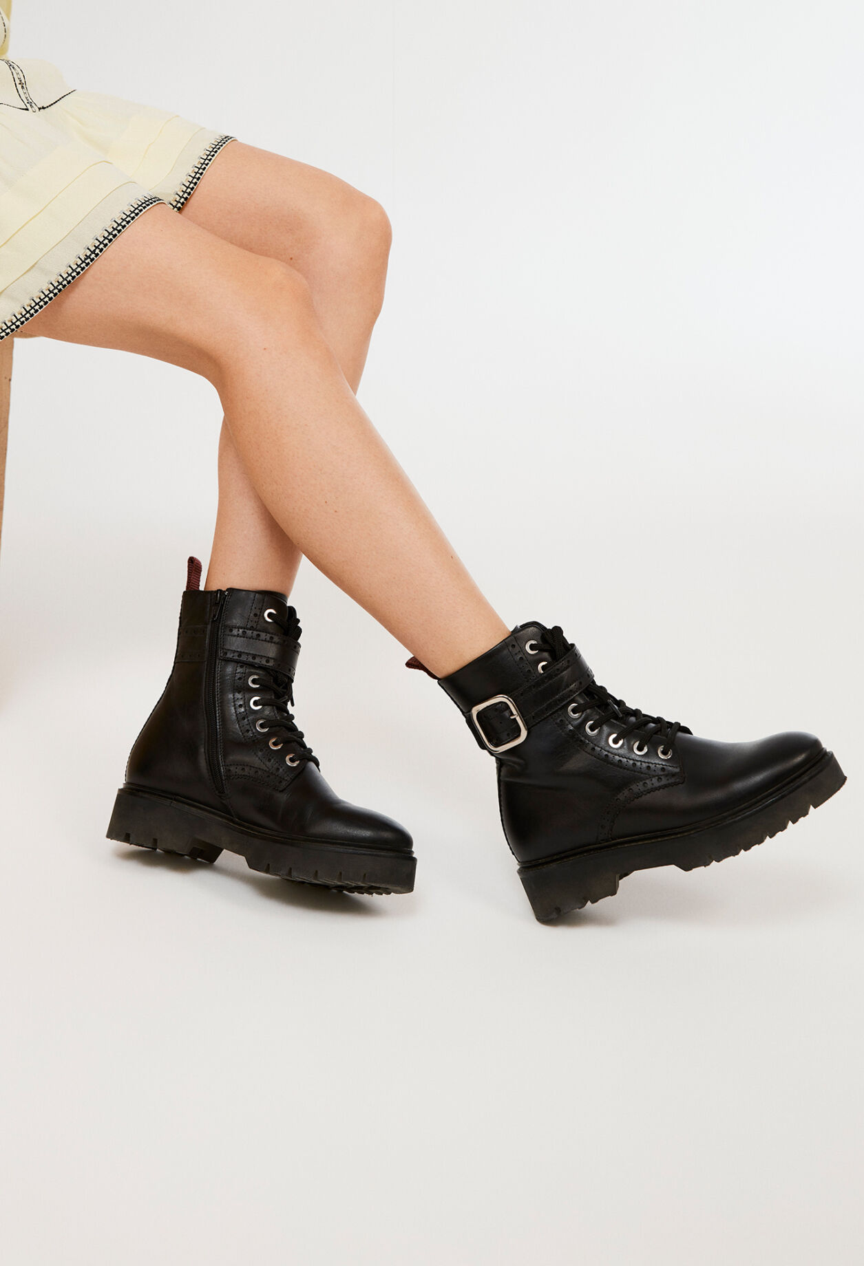 Responsible leather lace-up boots