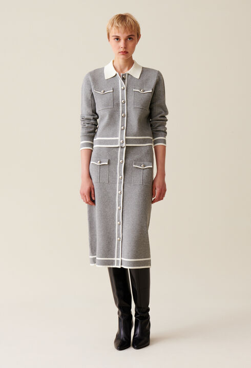 Mid-length grey knit skirt