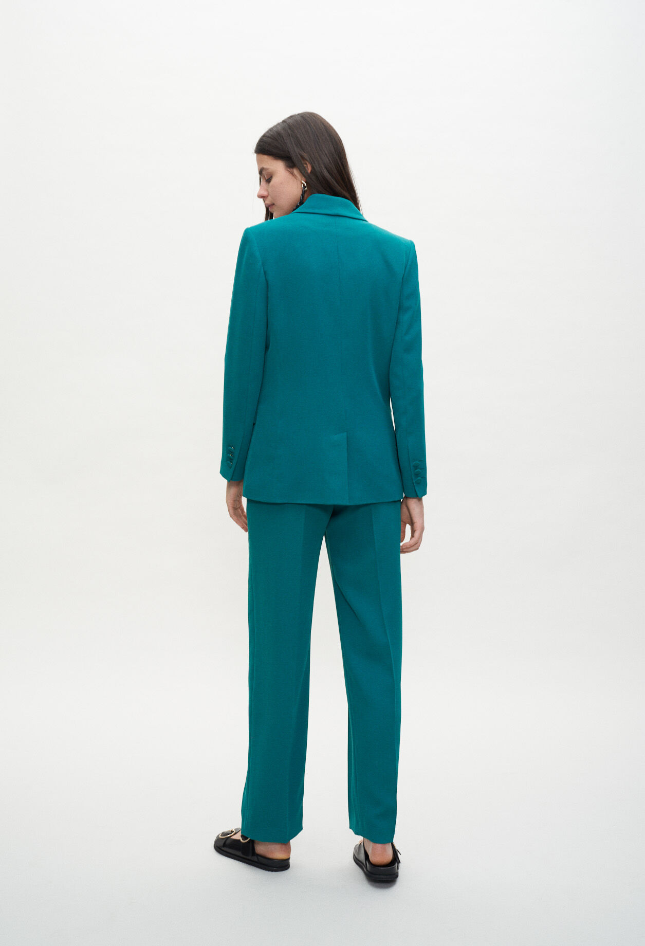 Tailored jacket with pockets
