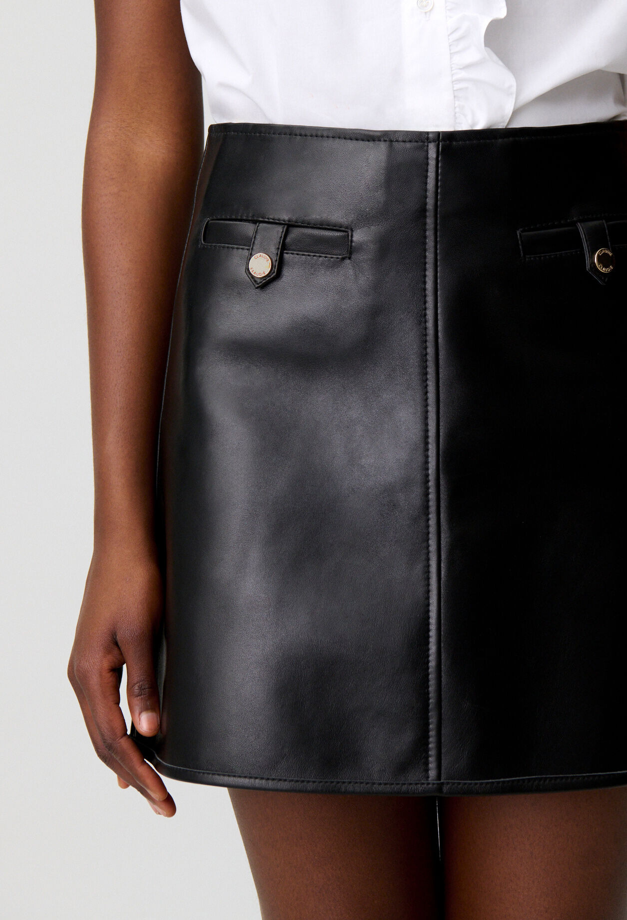 Short leather skirt
