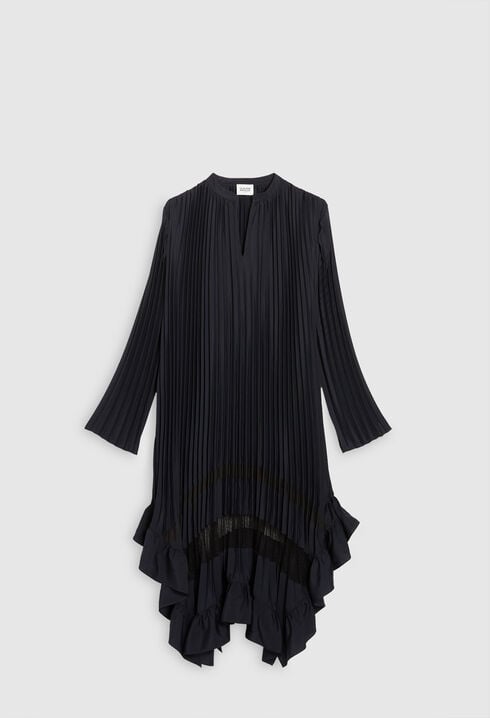 Pleated dress with frill