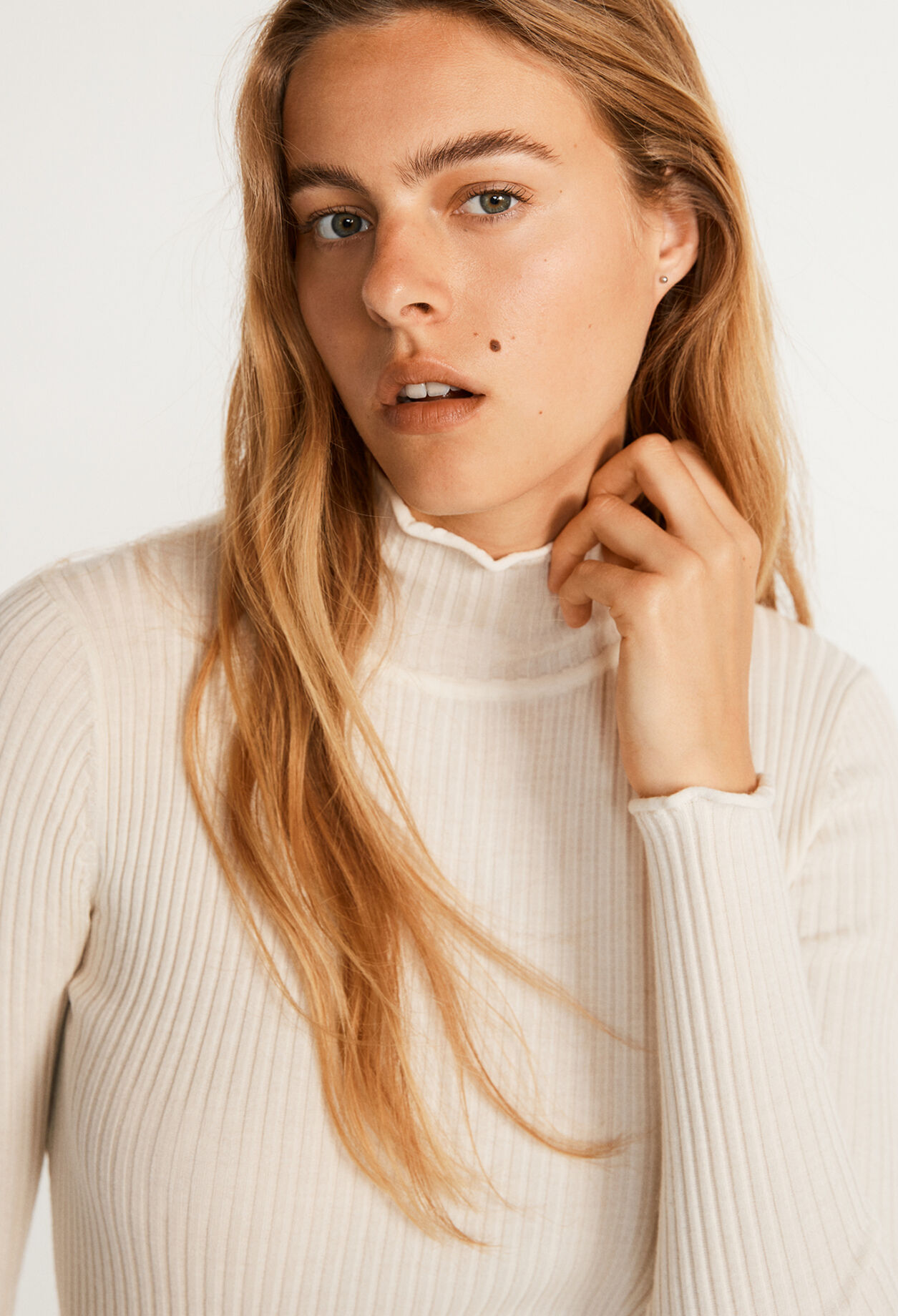 Turtleneck pullover