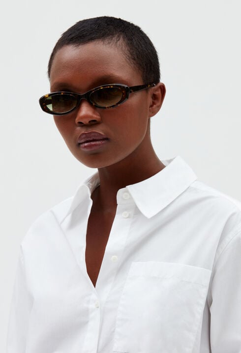 Oval sunglasses 