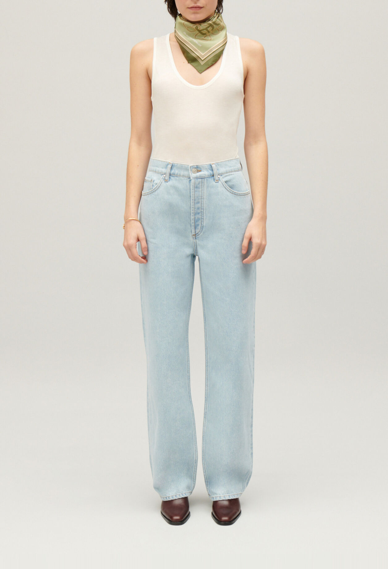 Straight blue Jean Claude