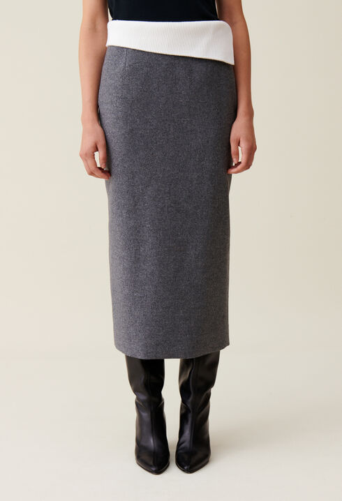 Grey pencil skirt